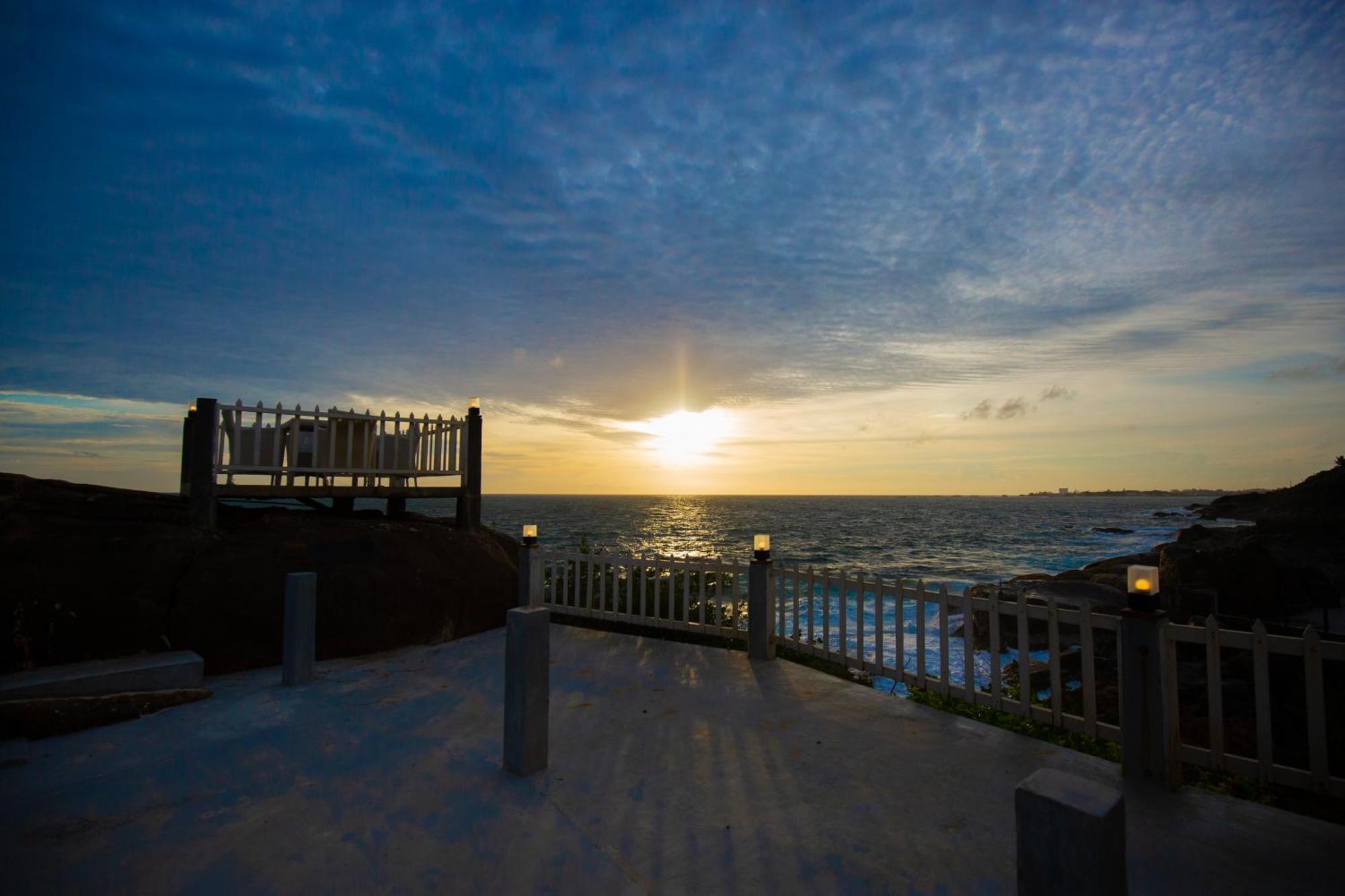 Hotel Zeilan Sunset Point Unawatuna Dış mekan fotoğraf